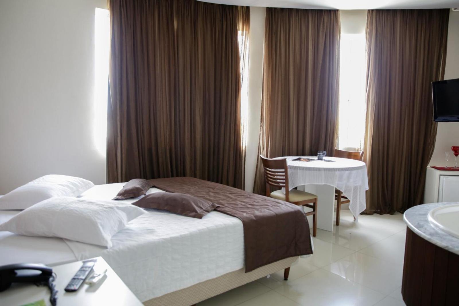 Hotel Emacite Flex Мафра Екстериор снимка