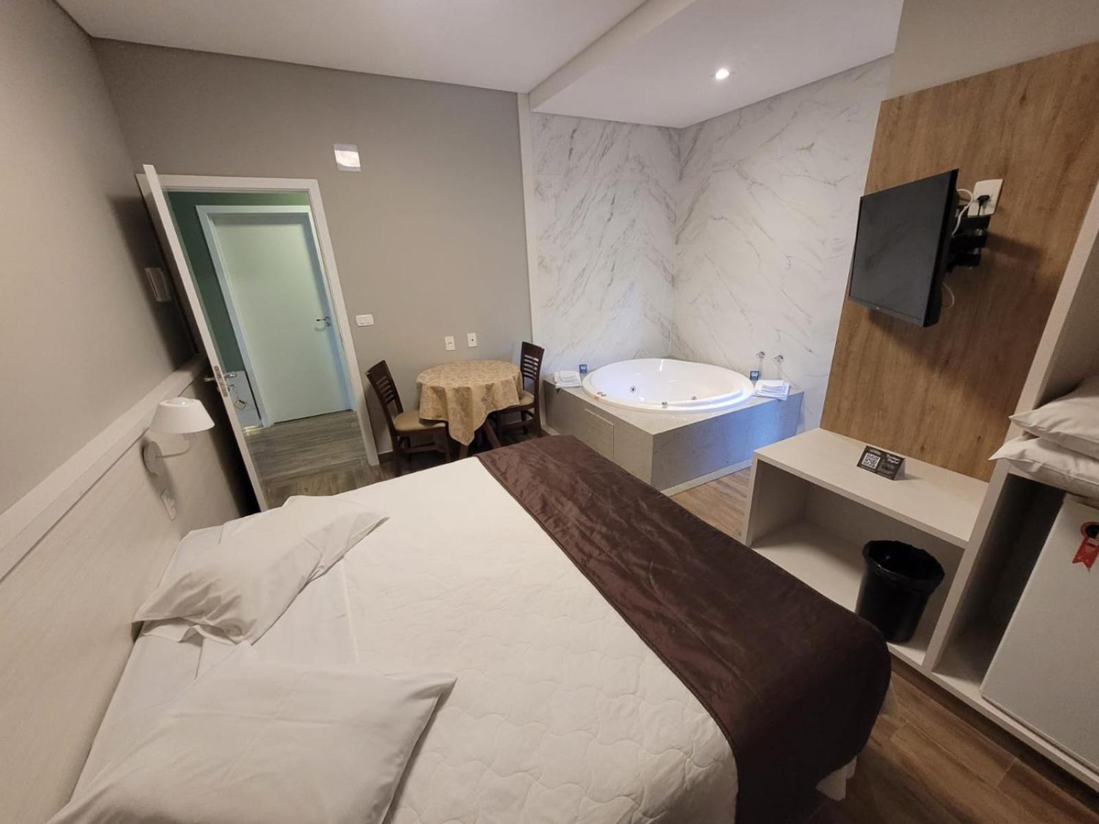 Hotel Emacite Flex Мафра Екстериор снимка