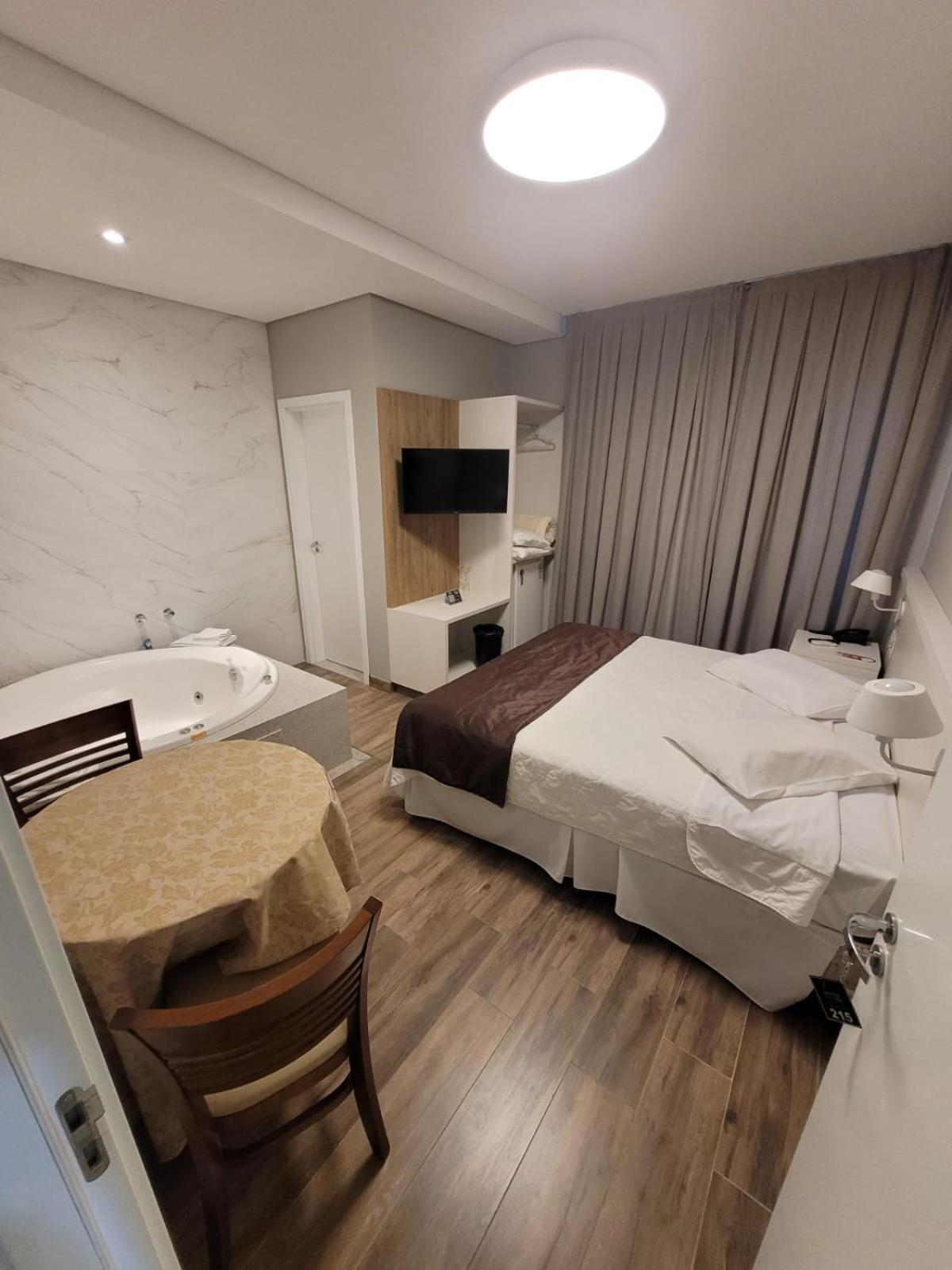 Hotel Emacite Flex Мафра Екстериор снимка